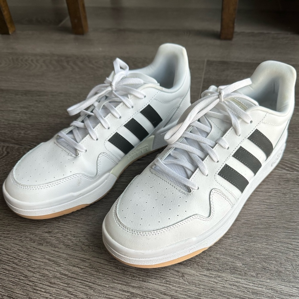 Men’s Adidas Cloudfoam Shoe
